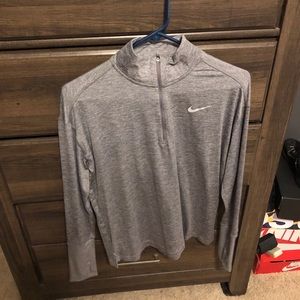 Nike Dryfit 3/4 zipper top
